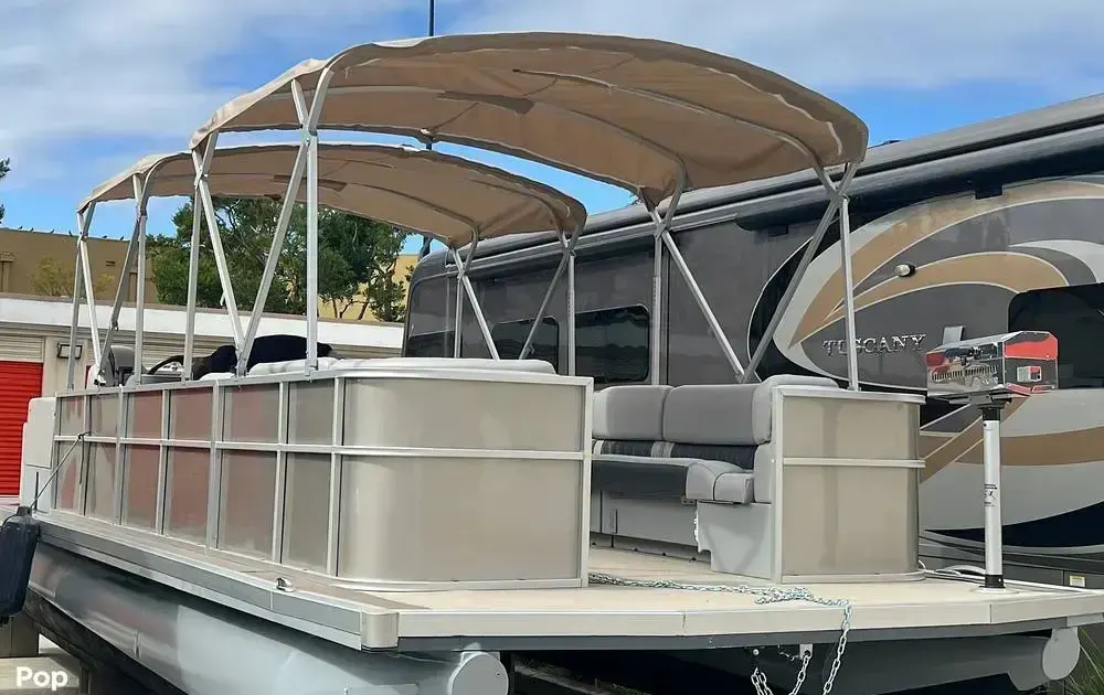 2023 Custom 29 Party Barge for Sale in El Segundo