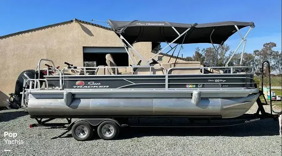 2019 Sun Tracker SPORTFISH 22 XP3 for Sale in Linden