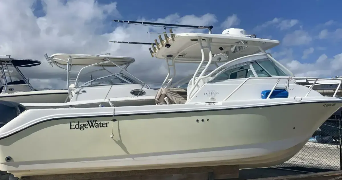2003 Edgewater 265 EX for Sale in West Palm Beach, Florida