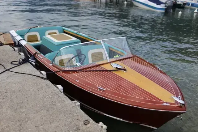 1961 Chris-Craft 18 Continental for Sale in Lower Basildon