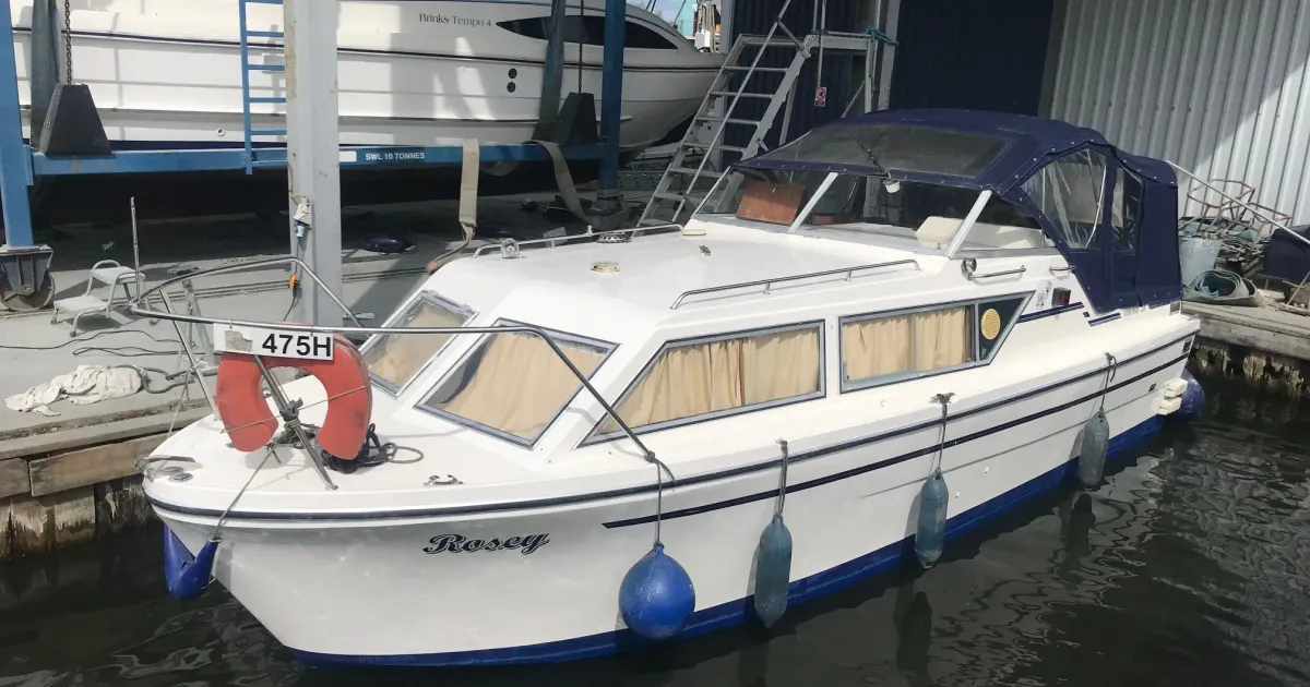 1997 Viking 26 Wide Beam for Sale in Wroxham, England