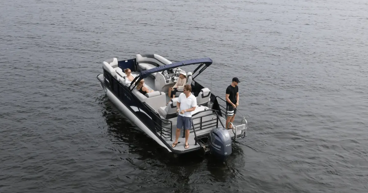 2025 Sylvan L3 LZ for Sale in Fenton, Michigan