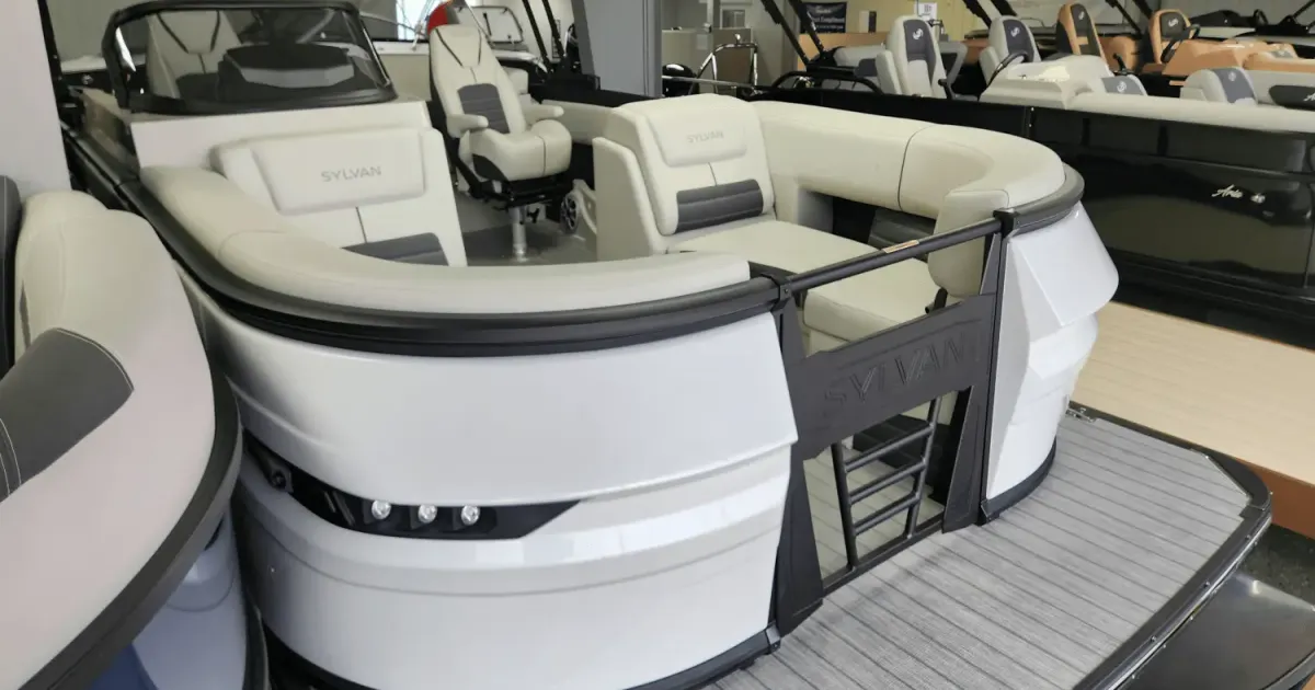 2025 Sylvan G3 CLZ for Sale in Fenton, Michigan