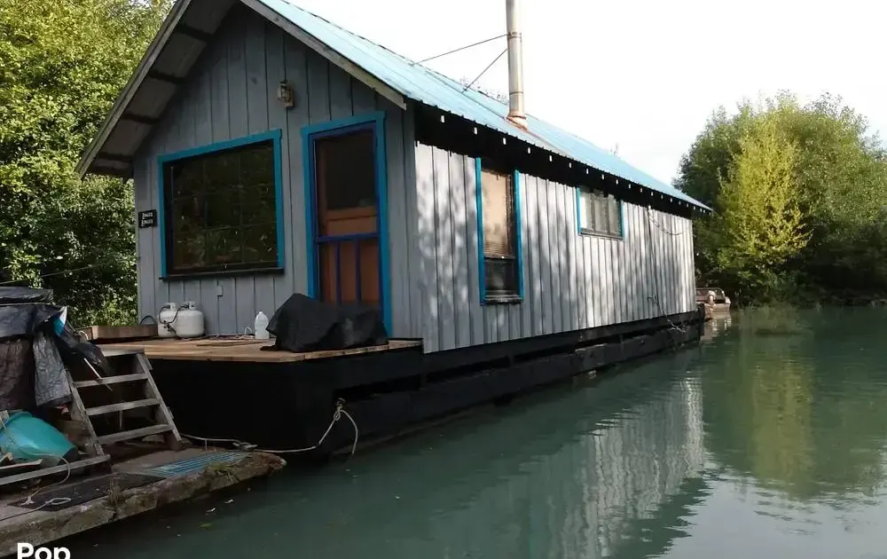 1999 Custom Houseboat for Sale in Mount Vernon, Washington