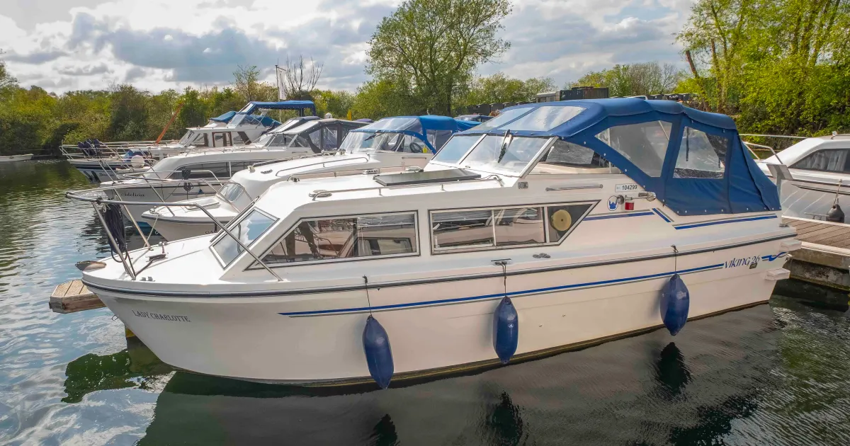 1997 Viking River Cruisers 26 Wide Beam for Sale