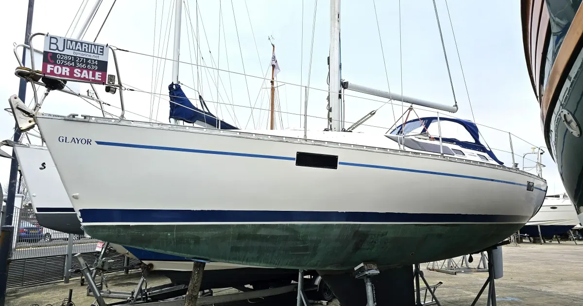 1989 Beneteau Oceanis 320 for Sale in Northern Ireland